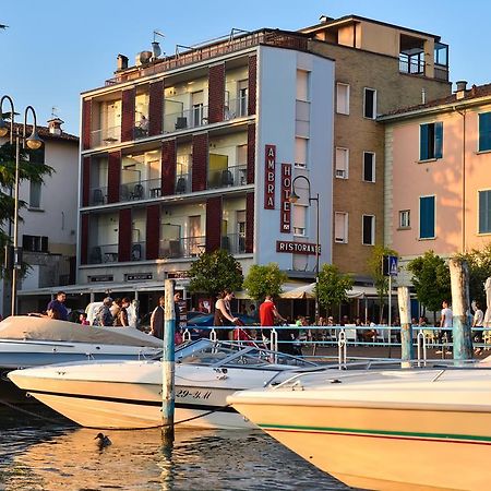 Ambra Hotel - The Only Central Lakeside Hotel In Iseo Exterior foto